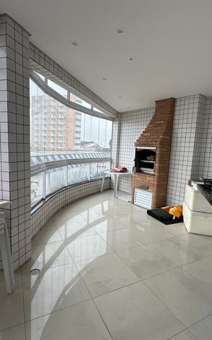 Apartamento para alugar com 257m², 3 quartos e 2 vagas Apartamento para alugar com 257m², 3 quartos e 2 vagasVaranda gourmet