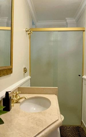 Apartamento para alugar com 141m², 3 quartos e 2 vagasBanheiro