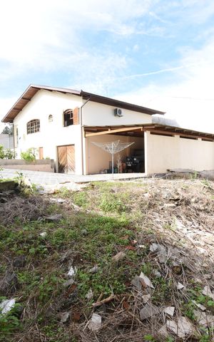 Casa à venda com 600m², 2 quartos e 5 vagasÁrea externa