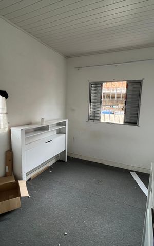 Casa à venda com 400m², 2 quartos e 2 vagas Casa à venda com 400m², 2 quartos e 2 vagasQuarto