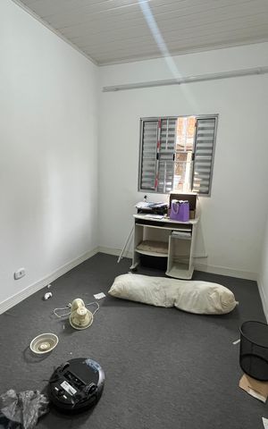 Casa à venda com 400m², 2 quartos e 2 vagas Casa à venda com 400m², 2 quartos e 2 vagasQuarto