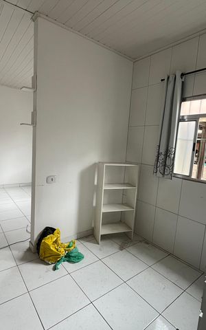 Casa à venda com 400m², 2 quartos e 2 vagas Casa à venda com 400m², 2 quartos e 2 vagasCozinha