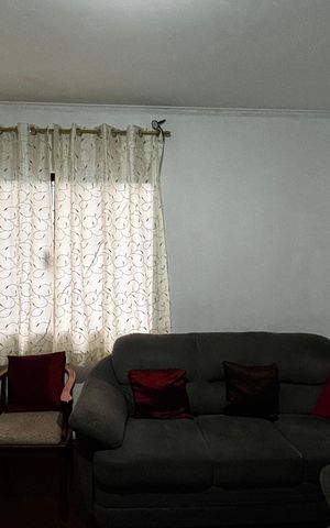 Casa à venda com 108m², 2 quartos e 2 vagas Casa à venda com 108m², 2 quartos e 2 vagasSala