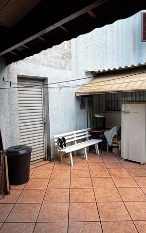 Casa à venda com 108m², 2 quartos e 2 vagas Casa à venda com 108m², 2 quartos e 2 vagasQuintal