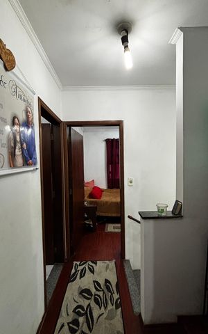 Casa à venda com 108m², 2 quartos e 2 vagas Casa à venda com 108m², 2 quartos e 2 vagasCorredor