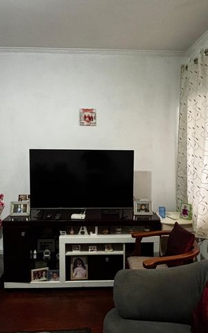 Casa à venda com 108m², 2 quartos e 2 vagas Casa à venda com 108m², 2 quartos e 2 vagasSala