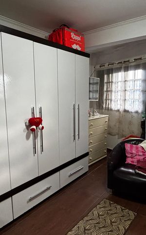 Casa à venda com 108m², 2 quartos e 2 vagas Casa à venda com 108m², 2 quartos e 2 vagasQuarto 1