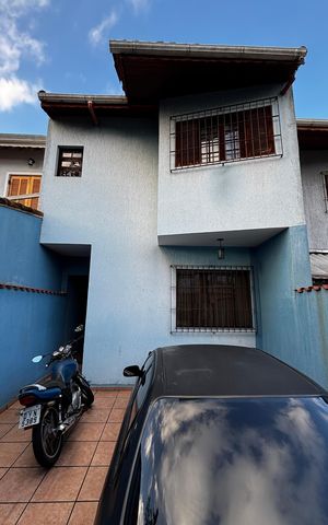 Casa à venda com 108m², 2 quartos e 2 vagas Casa à venda com 108m², 2 quartos e 2 vagasGaragem