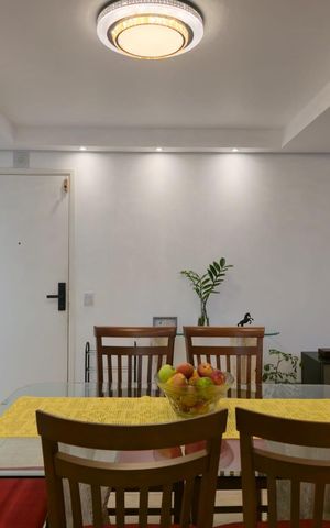 Apartamento à venda com 108m², 4 quartos e 2 vagas Apartamento à venda com 108m², 4 quartos e 2 vagasSala