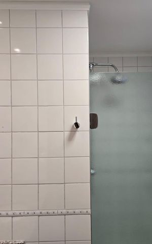Apartamento à venda com 108m², 4 quartos e 2 vagas Apartamento à venda com 108m², 4 quartos e 2 vagasBanheiro Social