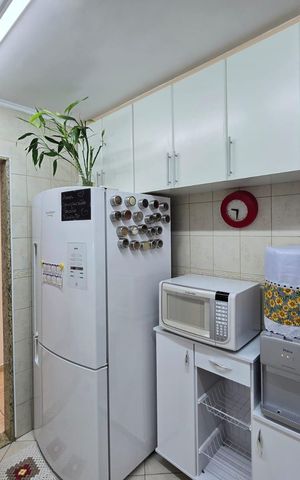 Apartamento à venda com 108m², 4 quartos e 2 vagas Apartamento à venda com 108m², 4 quartos e 2 vagasCozinha