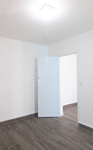 Casa para alugar com 65m², 1 quarto e sem vagaQuarto