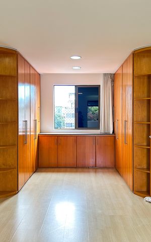 Apartamento para alugar com 364m², 4 quartos e 4 vagas