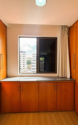 Apartamento para alugar com 364m², 4 quartos e 4 vagas