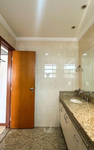Apartamento para alugar com 364m², 4 quartos e 4 vagas
