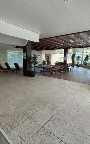 Apartamento à venda com 141m², 3 quartos e 2 vagas Apartamento à venda com 141m², 3 quartos e 2 vagasSpa