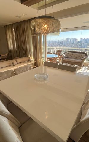 Apartamento à venda com 141m², 3 quartos e 2 vagas Apartamento à venda com 141m², 3 quartos e 2 vagasSala de Jantar