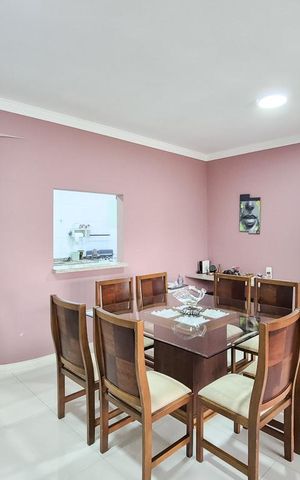 Apartamento à venda com 130m², 4 quartos e 3 vagas Apartamento à venda com 130m², 4 quartos e 3 vagasSala