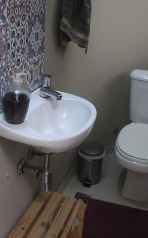Casa à venda com 115m², 2 quartos e 2 vagasLavabo