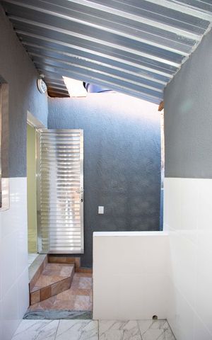 Casa para alugar com 20m², 1 quarto e sem vagaÁrea de Serviço