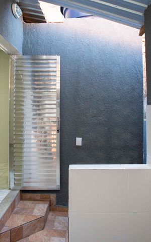 Casa para alugar com 20m², 1 quarto e sem vagaÁrea de Serviço