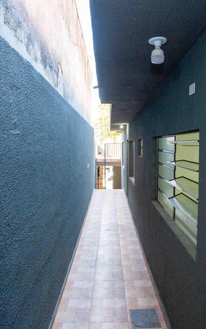 Casa para alugar com 20m², 1 quarto e sem vagaCorredor