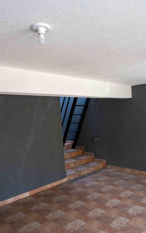Casa para alugar com 45m², 1 quarto e 1 vagaGaragem