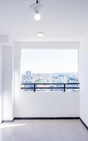 Apartamento à venda com 36m², 2 quartos e sem vaga Apartamento à venda com 36m², 2 quartos e sem vagaSala com varanda extendida