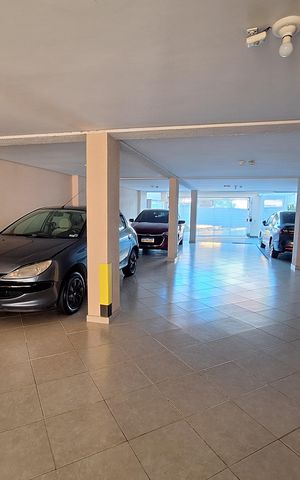 Apartamento à venda com 48m², 2 quartos e 1 vaga Apartamento à venda com 48m², 2 quartos e 1 vagaGaragem