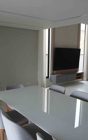 Casa de condomínio para alugar com 200m², 3 quartos e 6 vagas Casa de condomínio para alugar com 200m², 3 quartos e 6 vagasSala de Jantar