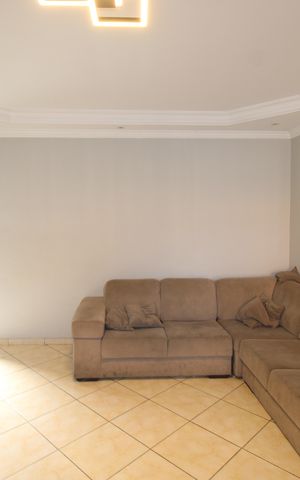 Casa à venda com 160m², 3 quartos e 4 vagasSala