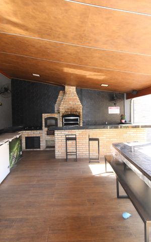 Casa à venda com 160m², 3 quartos e 4 vagasÁrea Comum