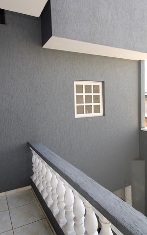 Casa à venda com 160m², 3 quartos e 4 vagasQuarto 2 - Varanda