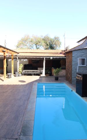 Casa à venda com 160m², 3 quartos e 4 vagasÁrea Comum