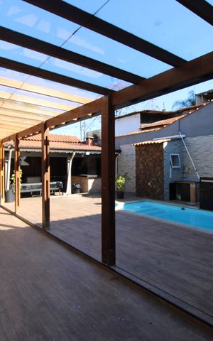 Casa à venda com 160m², 3 quartos e 4 vagasÁrea Comum