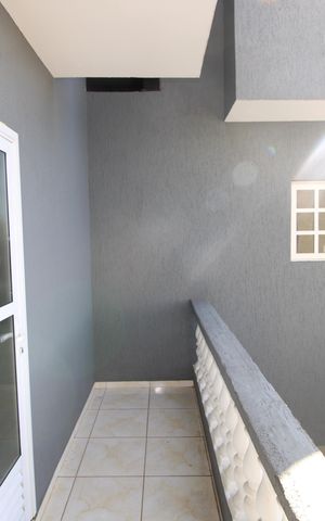 Casa à venda com 160m², 3 quartos e 4 vagasQuarto 2 - Varanda