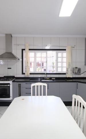 Casa à venda com 160m², 3 quartos e 4 vagasCozinha