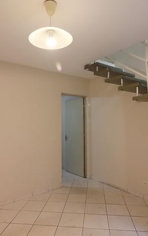 Casa à venda com 50m², 2 quartos e sem vagaSala 