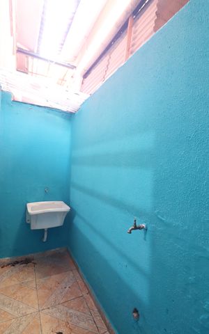 Casa à venda com 50m², 2 quartos e sem vagaÁrea de Serviço