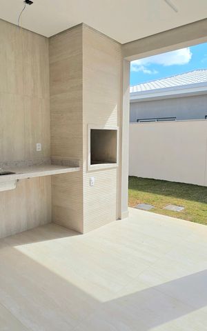 Casa de condomínio à venda com 130m², 3 quartos e 2 vagas
