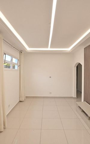 Casa à venda com 280m², 4 quartos e 5 vagasSala