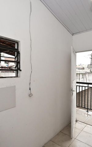 Casa à venda com 280m², 4 quartos e 5 vagasCozinha da Edícula 