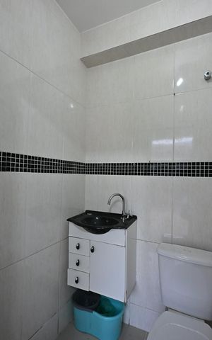 Casa à venda com 280m², 4 quartos e 5 vagasLavabo do Salão 