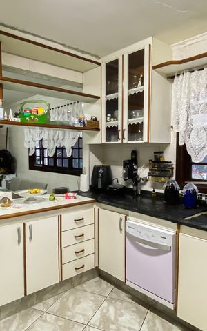 Casa para alugar com 285m², 3 quartos e 5 vagas Casa para alugar com 285m², 3 quartos e 5 vagasCozinha