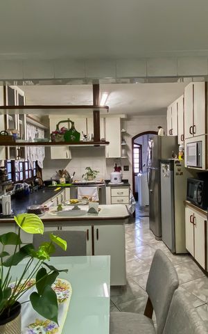 Casa para alugar com 285m², 3 quartos e 5 vagas Casa para alugar com 285m², 3 quartos e 5 vagasCozinha