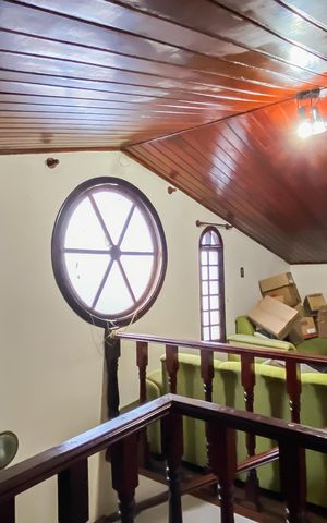 Casa para alugar com 285m², 3 quartos e 5 vagas