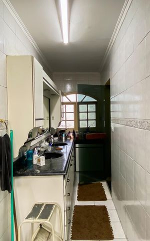 Casa para alugar com 285m², 3 quartos e 5 vagas Casa para alugar com 285m², 3 quartos e 5 vagasBanheiro da Suíte
