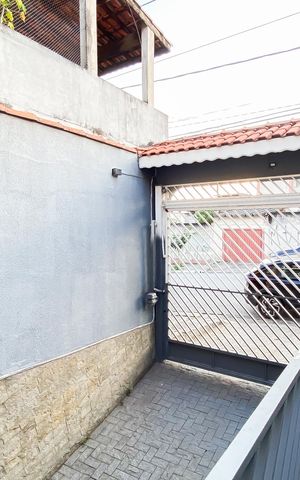 Casa para alugar com 285m², 3 quartos e 5 vagas Casa para alugar com 285m², 3 quartos e 5 vagasEntrada