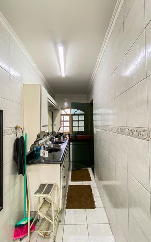 Casa para alugar com 285m², 3 quartos e 5 vagas Casa para alugar com 285m², 3 quartos e 5 vagasBanheiro da Suíte