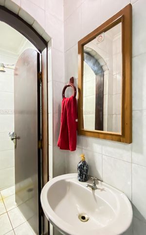 Casa para alugar com 285m², 3 quartos e 5 vagas Casa para alugar com 285m², 3 quartos e 5 vagasBanheiro de serviço